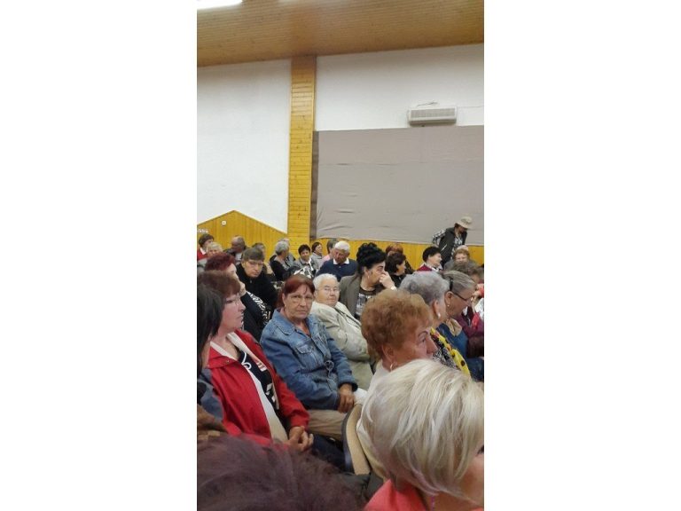 Csalogány klub