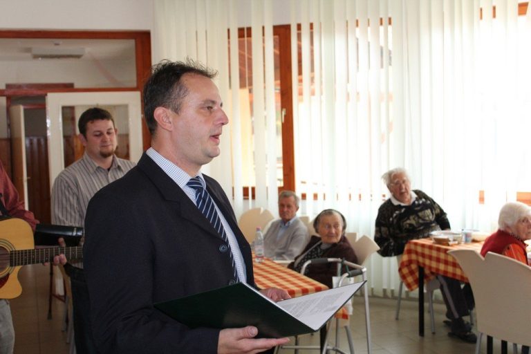 Tamás Béláné köszöntése 90 év