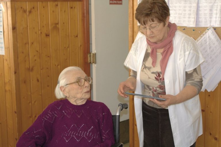 Barna Rezsőné Rózsika néni 95 éves