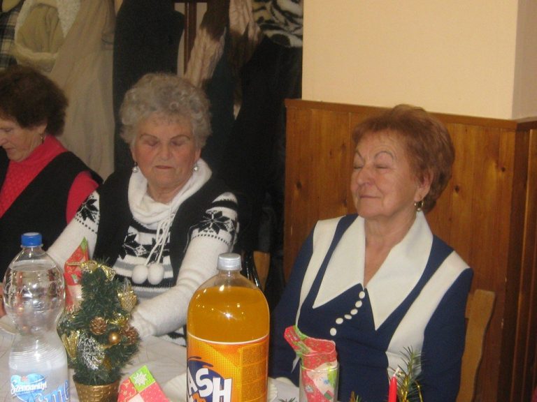 Csalogány Idősek Klubja karácsonyi várakozás