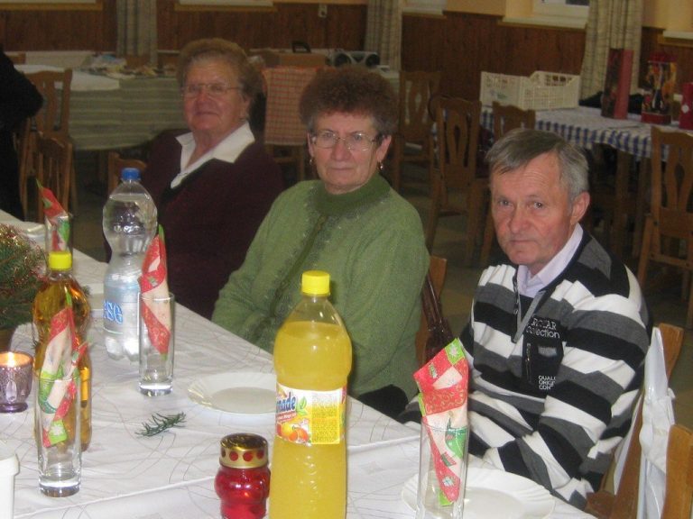 Csalogány Idősek Klubja karácsonyi várakozás