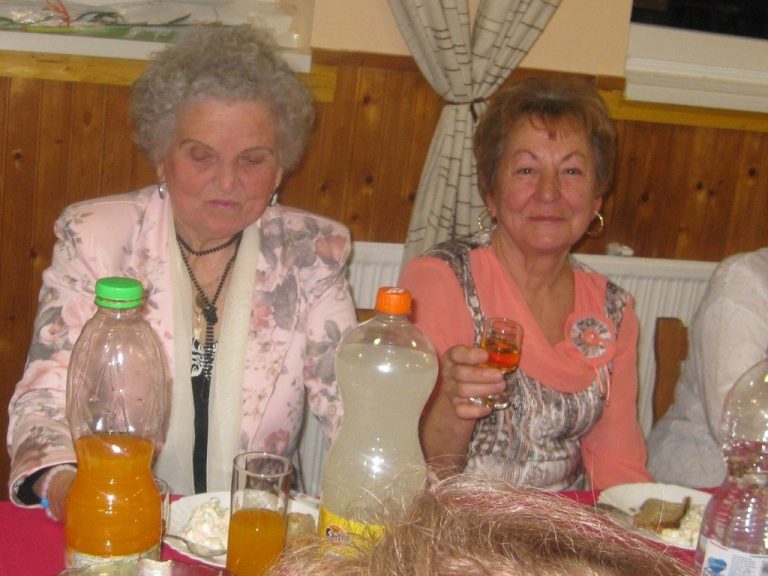 Nőnap a Csalogány Idősek Klubjában