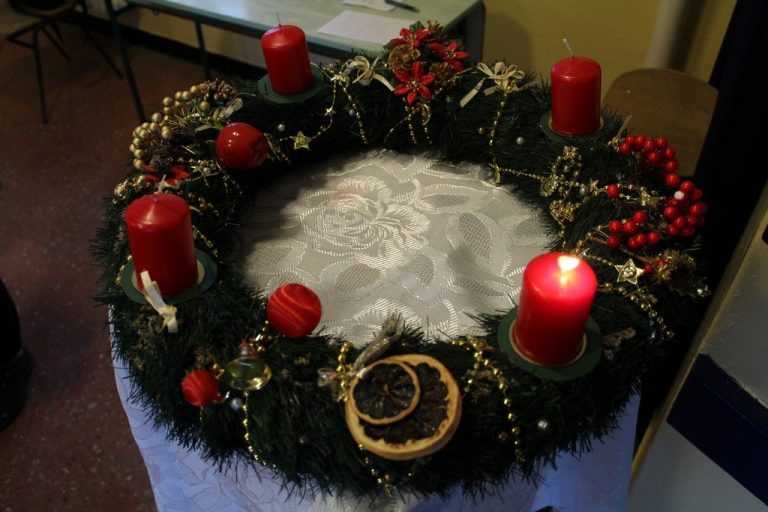 Adventi gyertyagyújtás