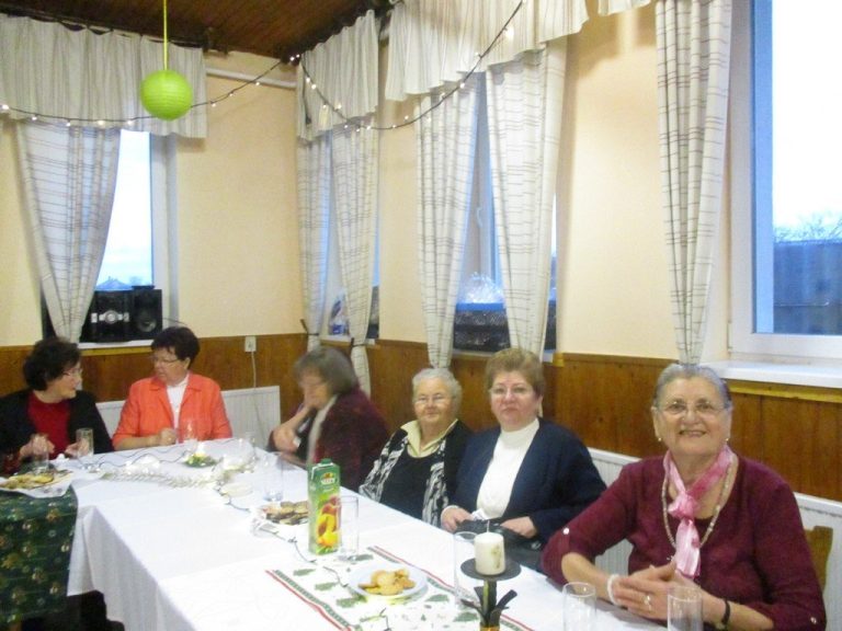 Csalogány klub karácsony