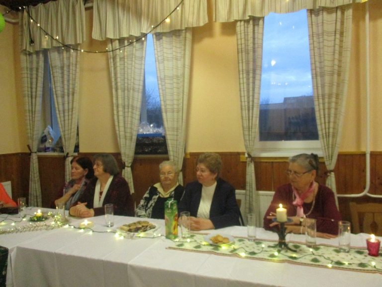 Csalogány klub karácsony