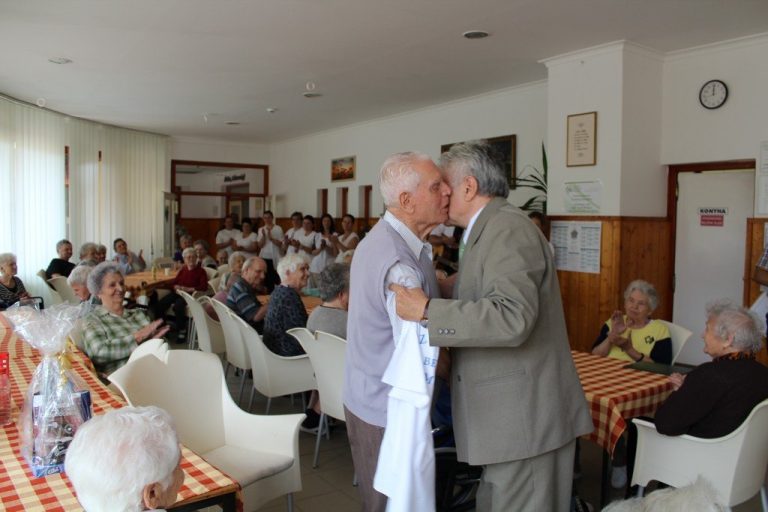 Turi Lajos köszöntése 90 éves