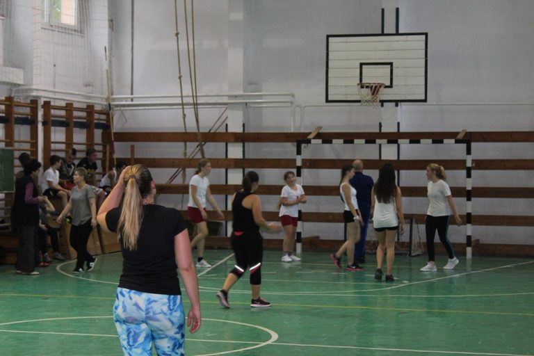 Iskola Színi hét